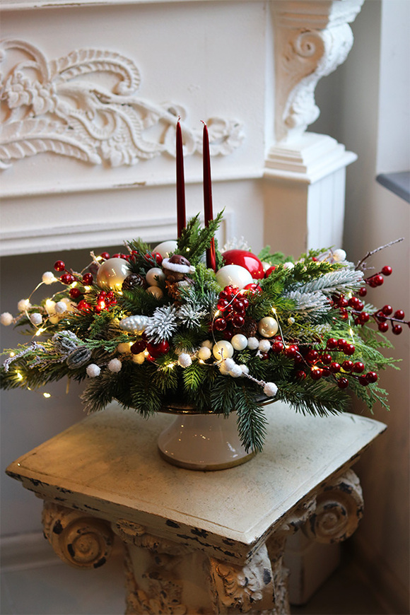 Winter Place, świąteczny stroik na paterze