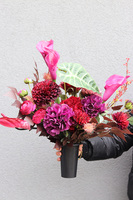 Bordo Cherry, bukiet nagrobny we wkładzie	