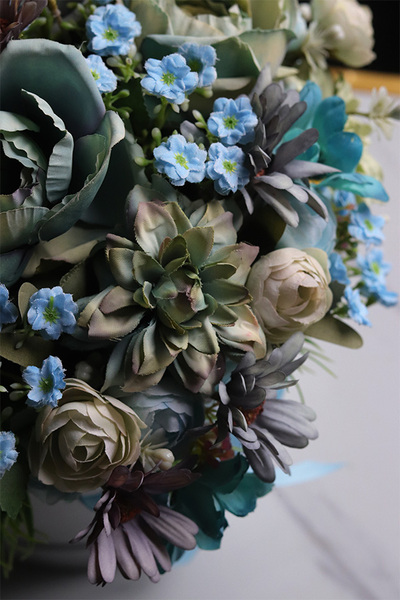 Blue Marine Ocean, flowerbox z niebieskimi kwiatami