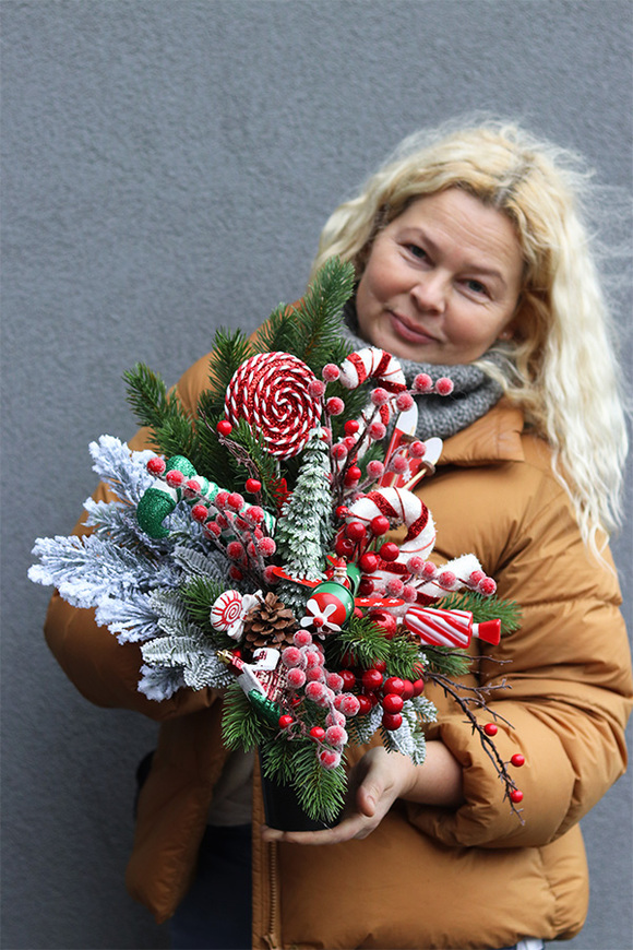 Norwegia Lollypop, świąteczny bukiet nagrobny we wkładzie