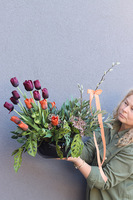 Spring Spice, dekoracja nagrobna w misie