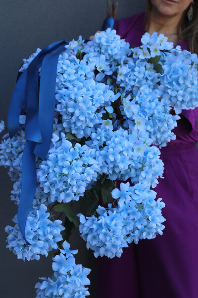 Blue Hydrangea, bukiet nagrobny do położenia z hortensji