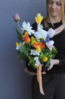 Moneni, dekoracja nagrobna w misie