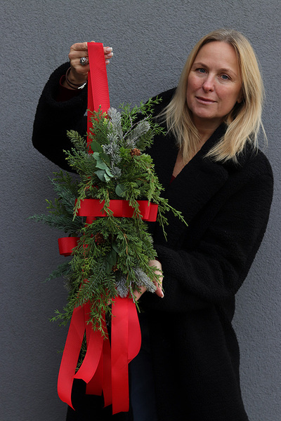 Red Christmas Door, zawieszka świąteczna na drzwi dwustronna