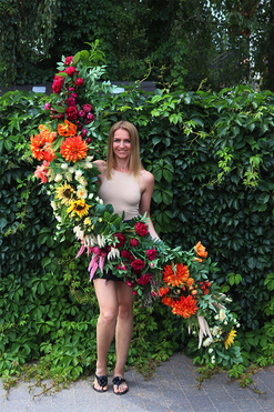 Benettoni 2, bogata girlanda kwiatowa, dł.250cm 