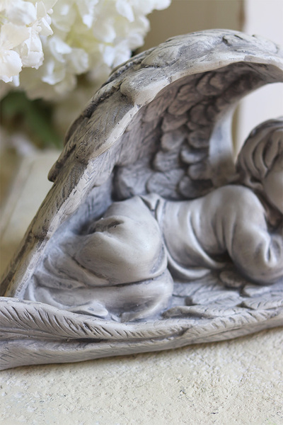 Aniołek Śpiący, figurka dekoracyjna