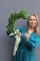 Bazie Green Subtelle 2, wiosenny wianek na drzwi na obręczy