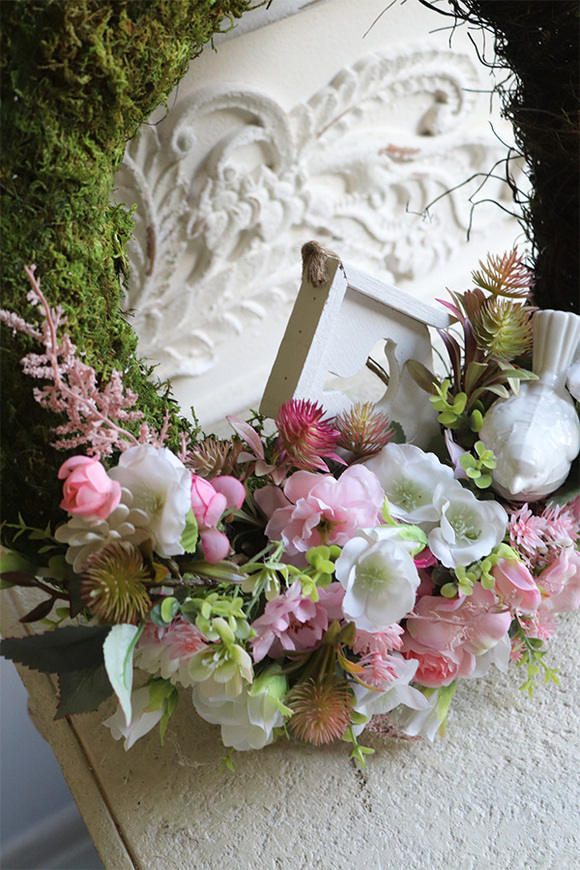 Spring is Comming, wianek z domkiem i ptaszkiem