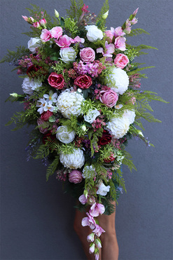 Geria Giganti, bardzo duża wiązanka nagrobna, dł.133cm  