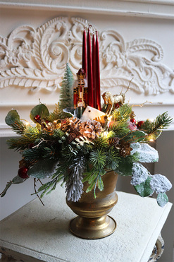 Goldina 2 LED, stroik świąteczny z dziadkiem, wys.39cm