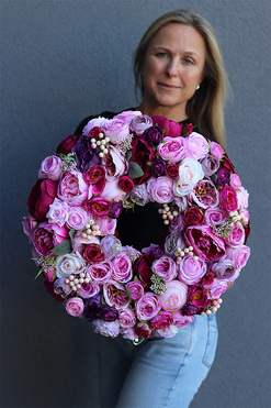 Różowa Bajka, bogaty wianek na drzwi, śr.47cm