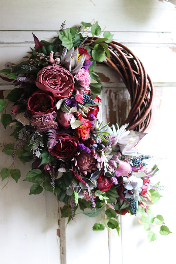 U Moniki, fioletowy asymetryczny wianek