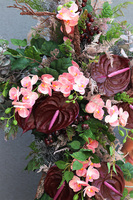 Anturium Krzyż Pamięci Orchid, elegancka kompozycja nagrobna