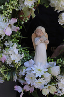 Santa Angela, wianek komunijny z aniołem