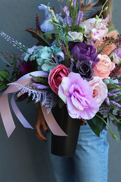 Serenada, bukiet nagrobny we wkładzie