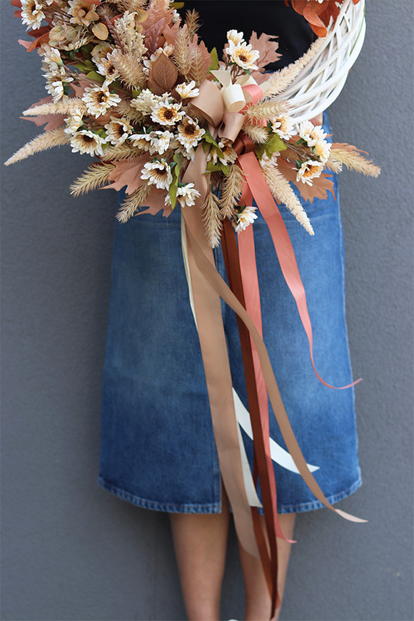 Pierre, asymetryczny jesienny wianek