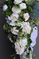 Selena Bielania, dekoracyjna girlanda kwiatowa