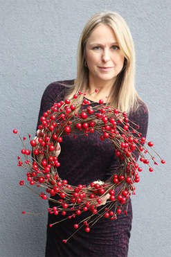 Czerwone Kulki, zimowy wianek owocowy, śr.45cm 