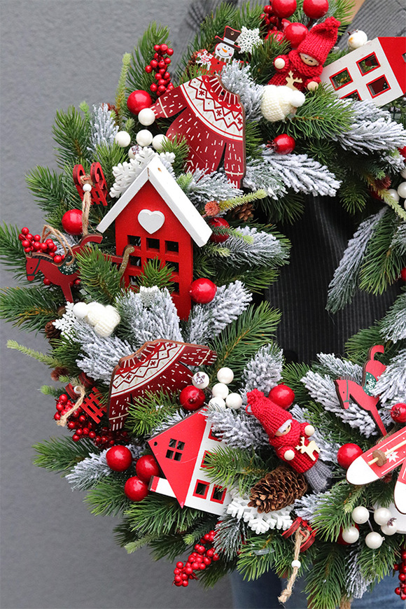 Scandynawia, świąteczny wianek na drzwi