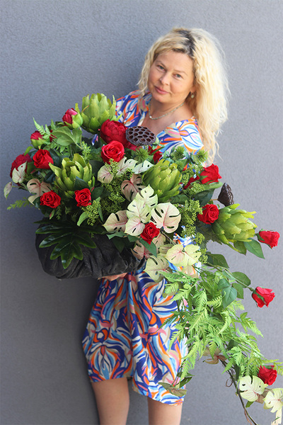 Amazonia Volcan, nowoczesna kompozycja nagrobna