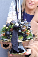 Black Eve, świąteczny stroik na stół na paterze