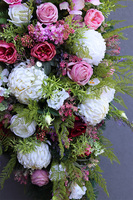 Geria Giganti, bardzo duża wiązanka nagrobna