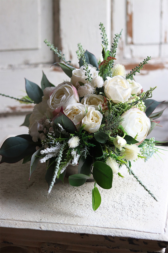 Gelia, kompozycja kwiatowa w stylowej lustrzanej donicy, wys.22cm 