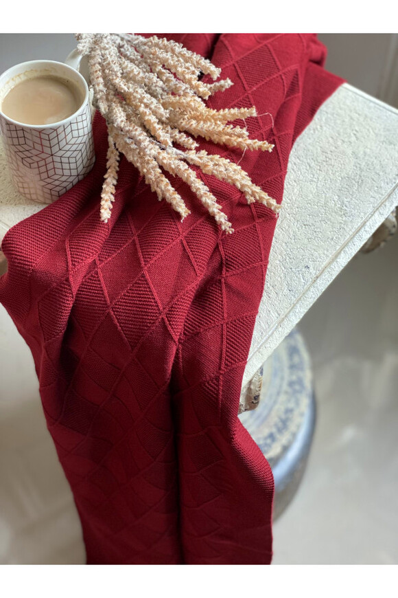 Knitted Vine, mięciutki koc / pled akrylowy, bordowy