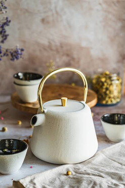 Osaka, żeliwny zestaw do herbaty na 4 osoby, biały, poj.1l 