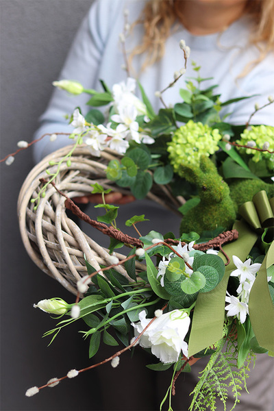 Wiosna w Lesie, elegancki wieniec nagrobny