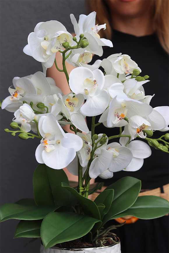 White Rebelina, sztuczny storczyk w białej doniczce