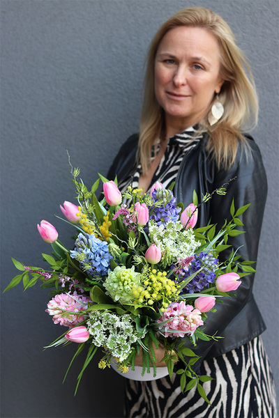 Wiosna with tenDOM 2, flowerbox z tulipanami i hiacyntami