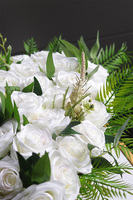 Serce na Dłoni Fern, nagrobna dekoracja w skrzynce