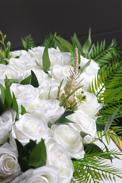 Serce na Dłoni Fern, nagrobna dekoracja w skrzynce