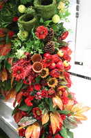 Jesień w Warszawie, dekoracja kwiatowa na konstrukcji