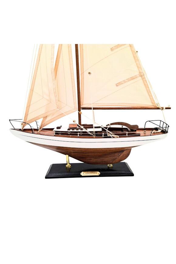 Pacific, model figurka jachtu