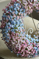 Balletina Blue, delikatny kwiatowy wianek na drzwi