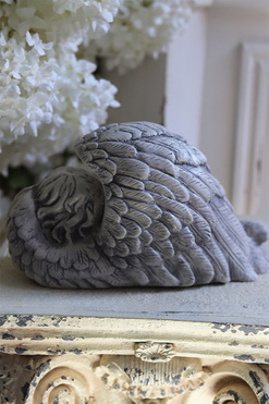 Aniołek Śpiący, figurka dekoracyjna, wym.30x18cm