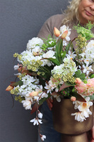 Nemilana, nagrobna kompozycja w pucharze