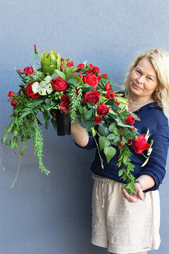 Rozanna Amazonia, bukiet nagrobny we wkładzie do wazonu, wym.45x70cm 