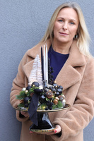 Black Eve, świąteczny stroik na stół na paterze