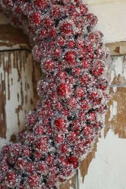 Czerwień dla Was, zimowy wianek z owoców, śr.32cm 