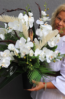 White Orchidera, bukiet nagrobny we wkładzie