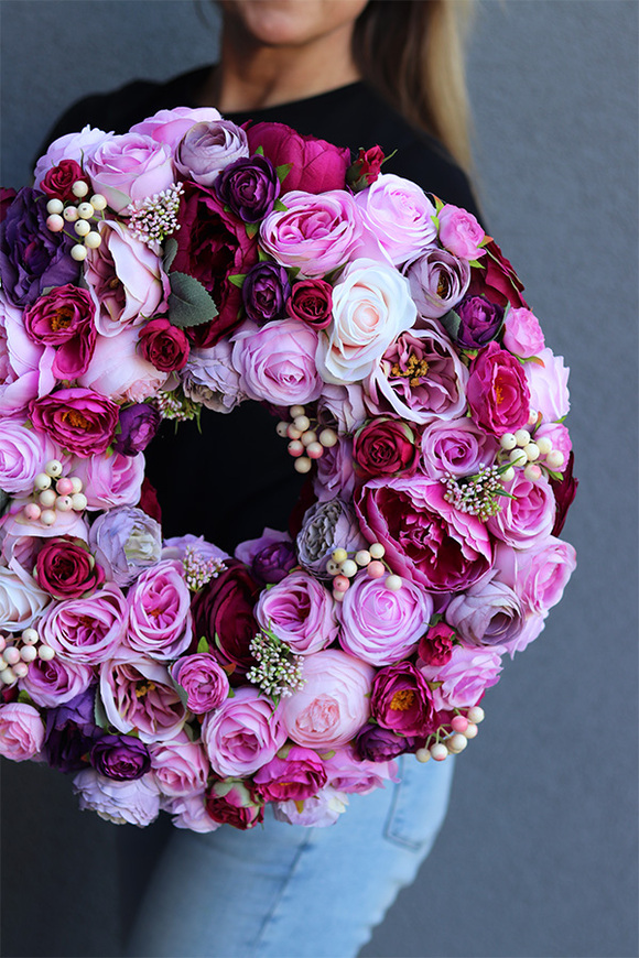 Różowa Bajka, bogaty wianek na drzwi