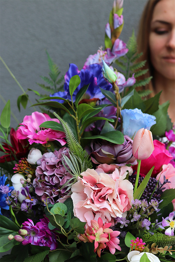 Nerunota, bukiet nagrobny we wkładzie do wazonu