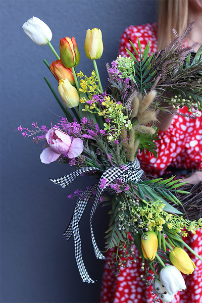 Tulipania Pepite, wiosenny wianek z tulipanami