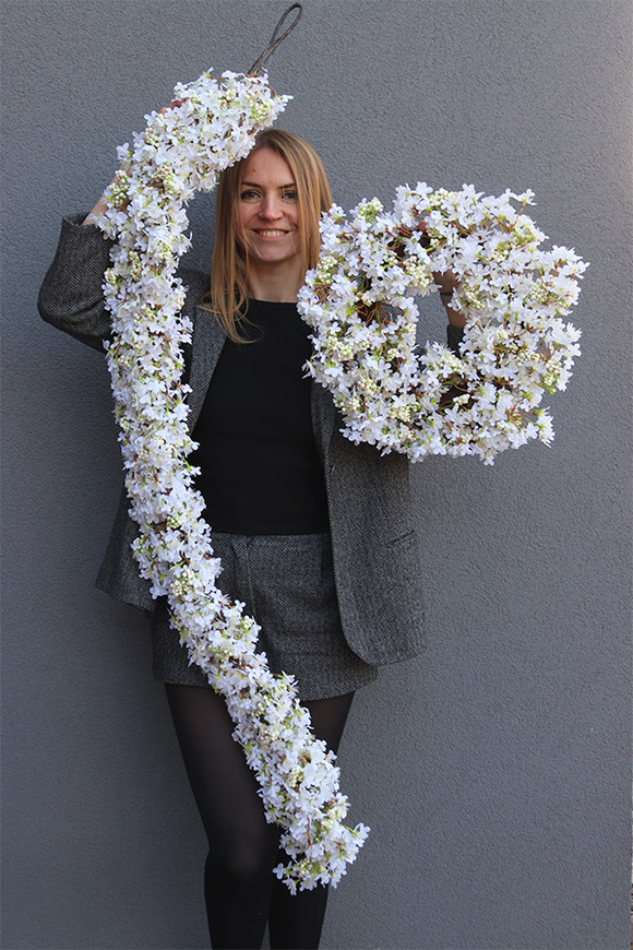 Białe Bzy, wiosenny wianek z bzem