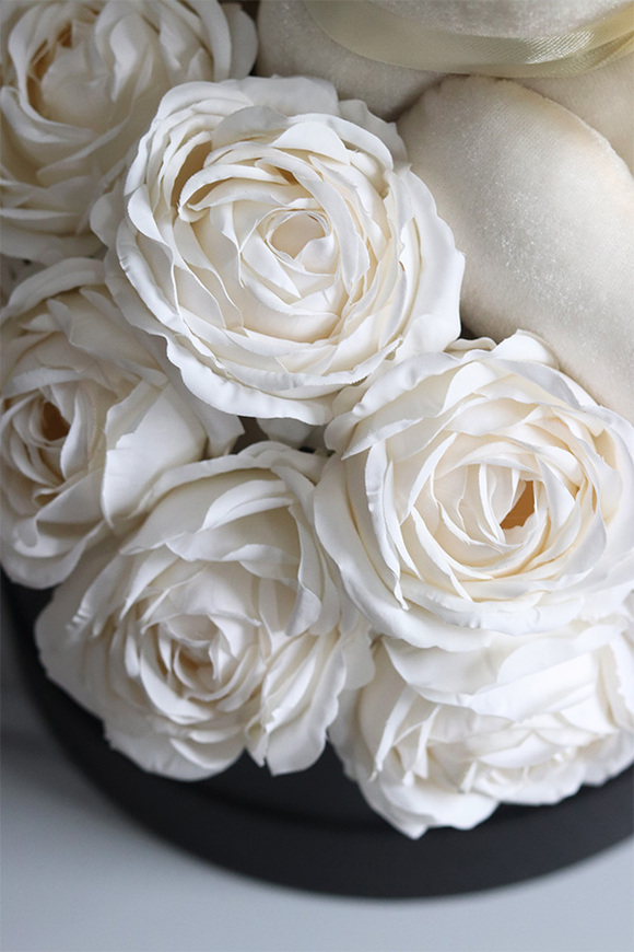 Sweet Love, flowerbox na walentynki z misiem