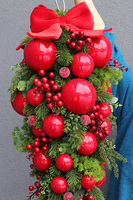 Karminowa Dekoria, girlanda świąteczna z bombkami