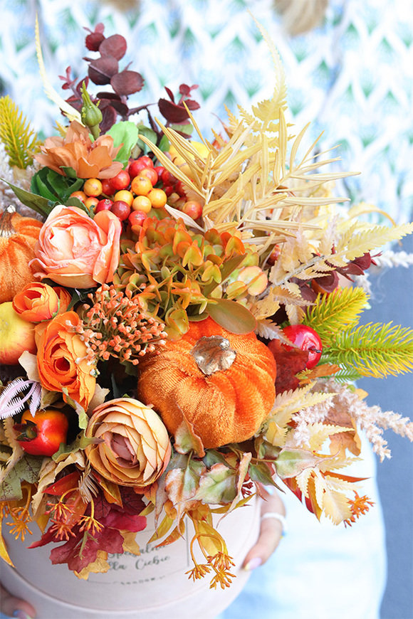 Prefunia Autumn, welurowy flowerbox jesienny, wym.34x34cm